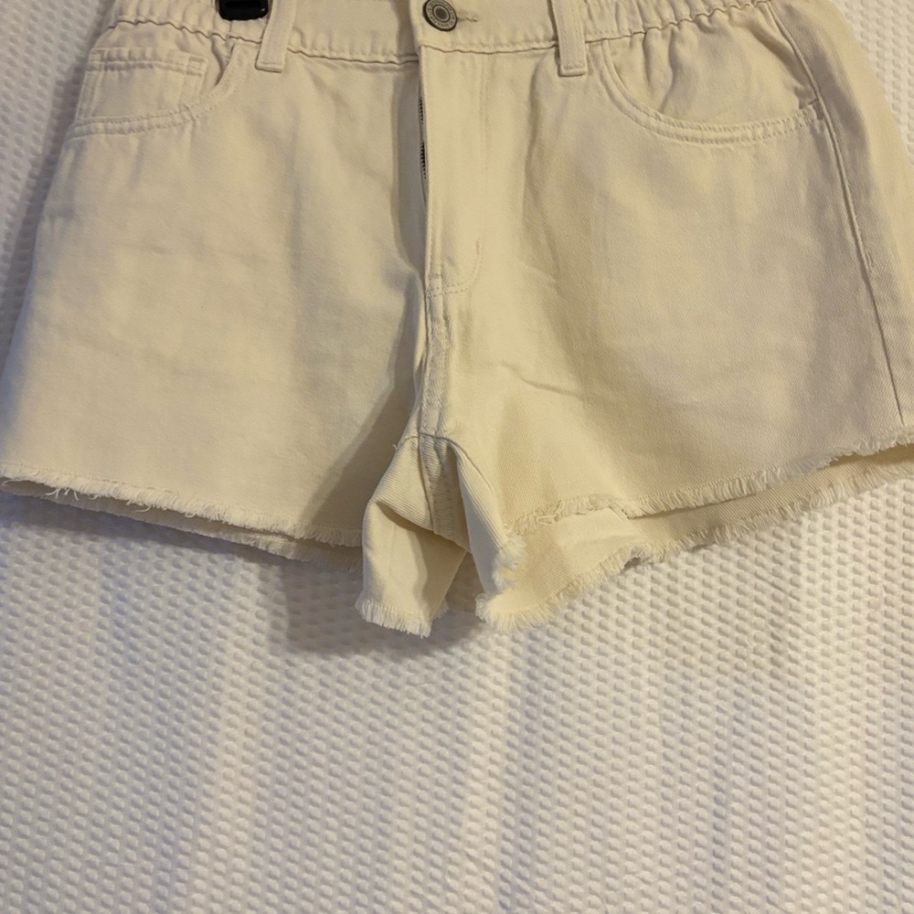 Women's SO American Heritage Beige Cream Shorts Size Medium Elastic Back